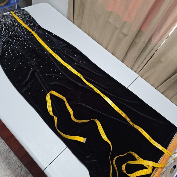 Scott McClintock Maxi Velvet Dress 8 Petite Black Halter Embellished Slit Witchy - Picture 12 of 13